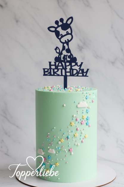 Happy Birthday Topper mit Giraffe auf grünem Kuchen – liebevolle Tortendeko von Topperliebe
