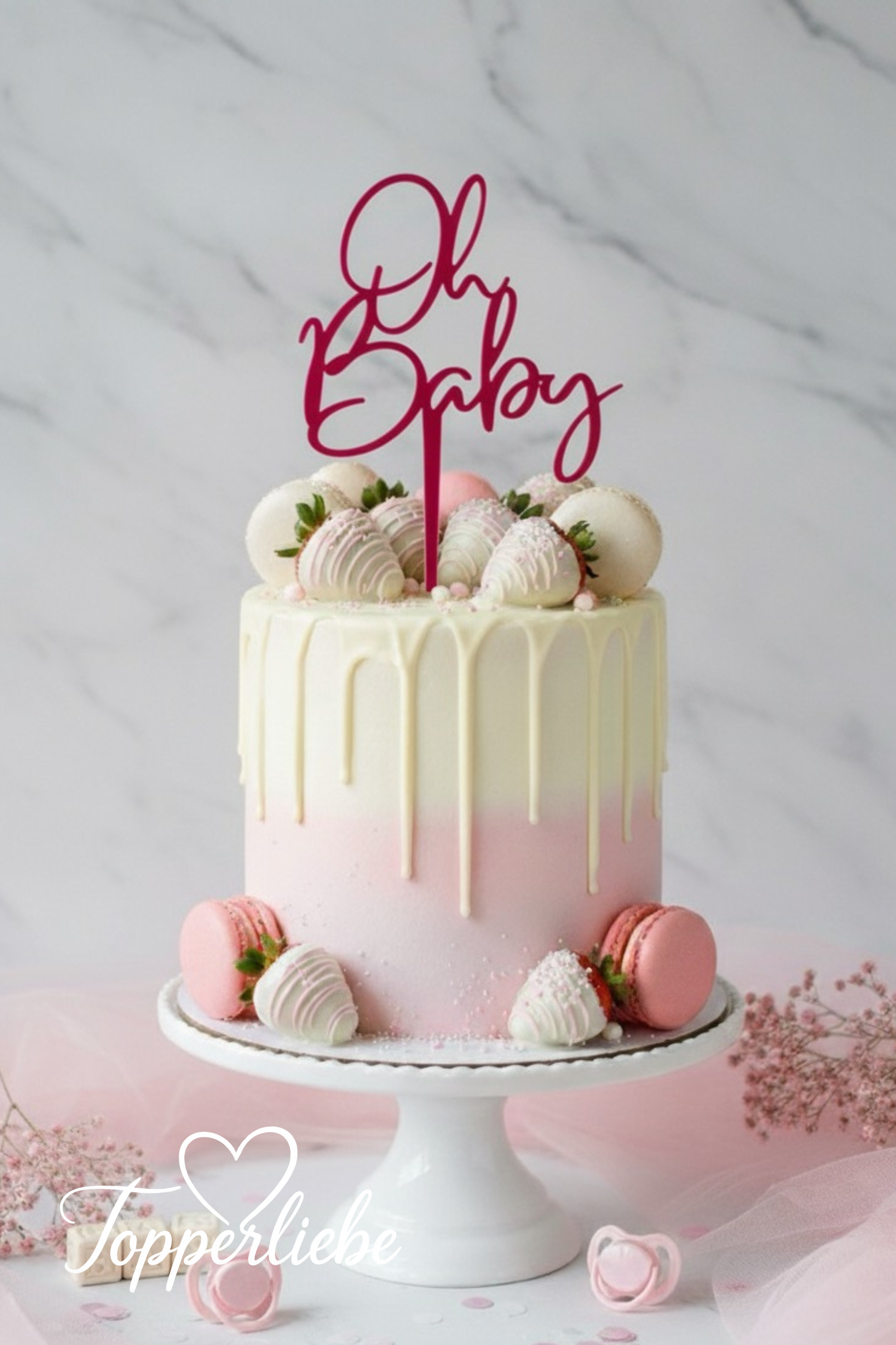 Torte mit Oh Baby Topper in Spiegelacryl Pink – elegante Tortendeko von Topperliebe