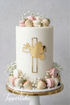 Cake Topper Konfirmation Kreuz mit Taube aus Spiegel Acryl in Gold auf eleganter Torte
